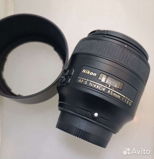 Объектив Nikon AF-S 85mm F 1,8 G б/у