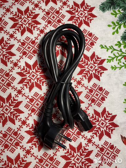 Кабель питания для компьютера