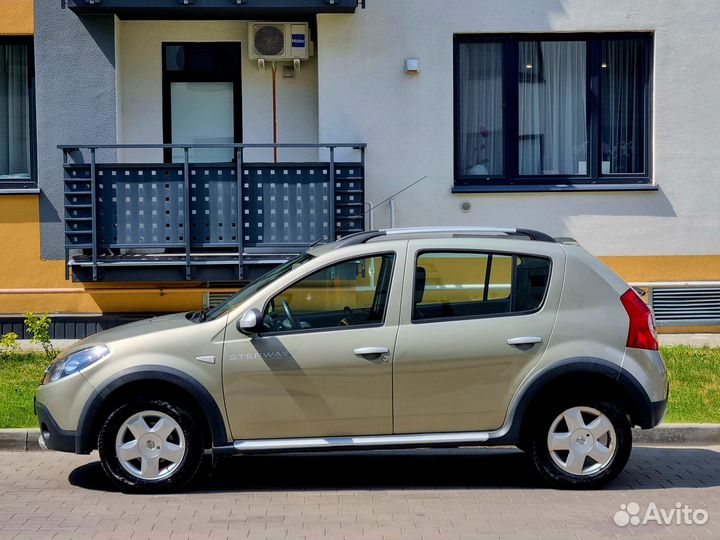 Renault Sandero Stepway 1.6 МТ, 2013, 97 000 км