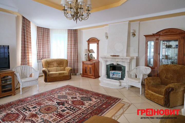 Коттедж 354,6 м² на участке 16 сот.