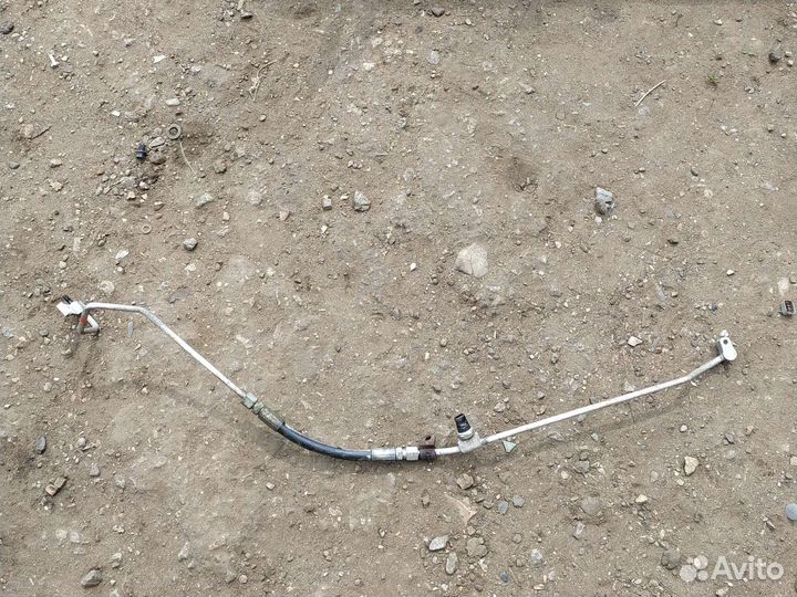 Трубки кондиционера KIA sorento 2005г. 2.5 aт