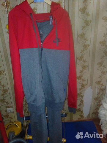 Спортивный подростковый костюм 40 размер