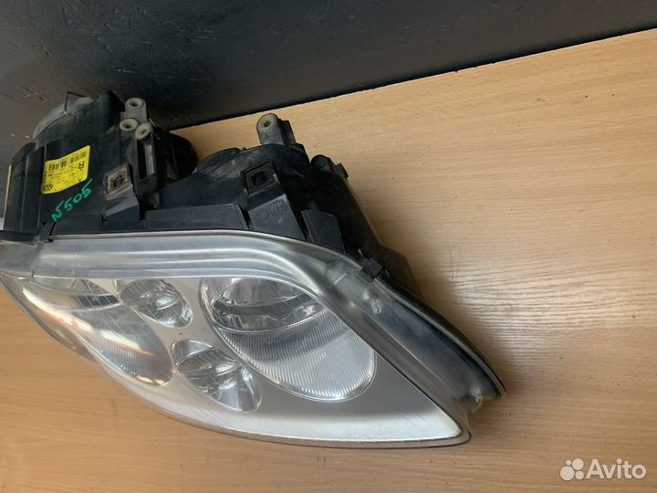 Фара правая VW touran (2003-2010)