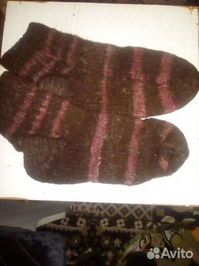 Носки, тапочки вязаные, гольфы