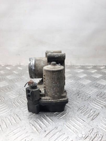 Дроссельная заслонка Volkswagen Polo хэтчбэк 5 дв