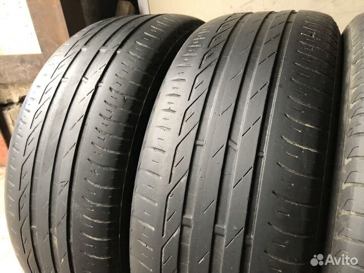 Bridgestone Turanza T001 215/55 R17