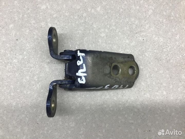 Петля двери задней левой нижняя Chery Tiggo (T11)