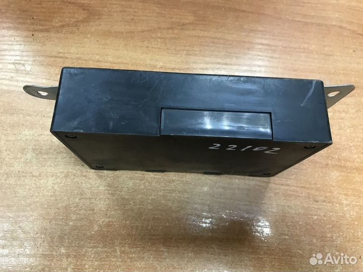 Блок электронный Nissan Maxima A32 с1995-2000г Мак