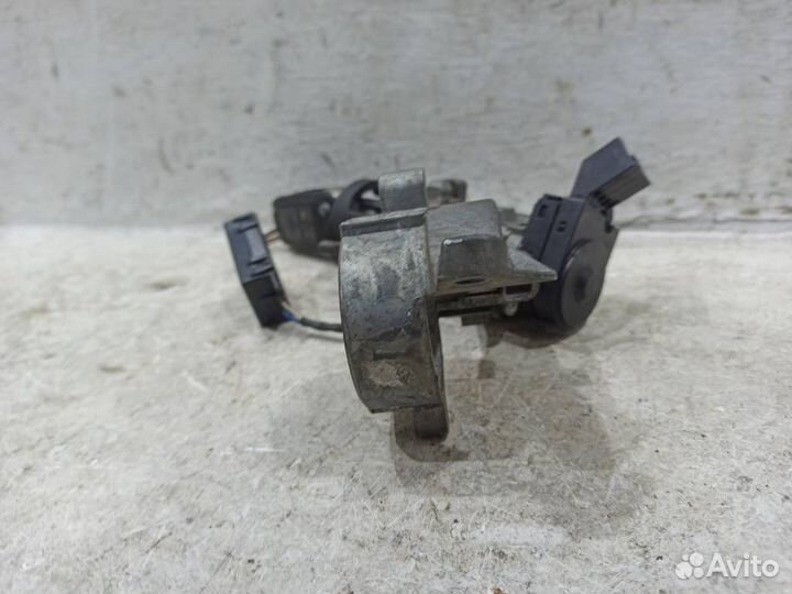 Замок зажигания Шевроле