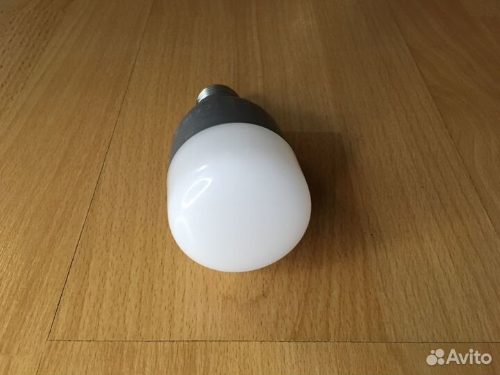 Умная лампочка LED SMART Bulb White and Color Mi