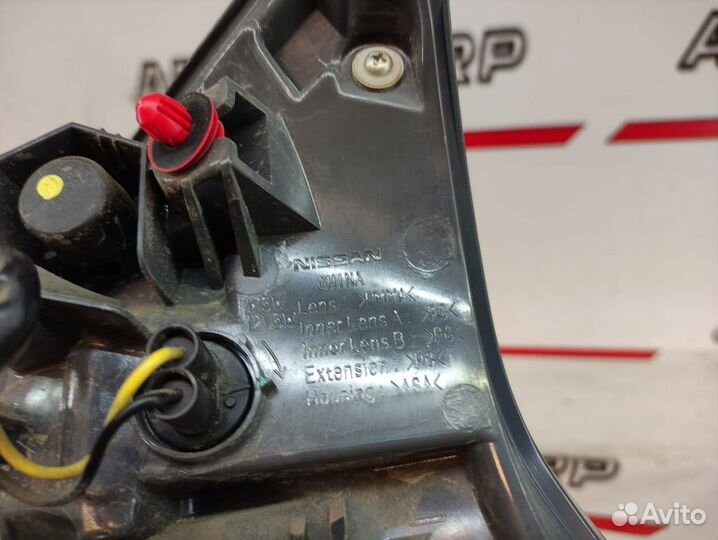 Фонарь левый в крышку Nissan X-trail t32 2014-2017