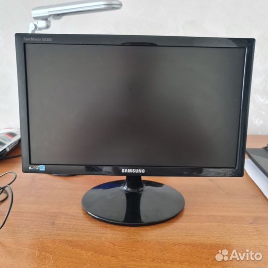 Монитор Samsung LS19A300 (Скупка Трейд-Ин)