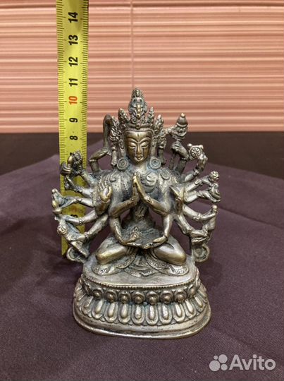 Статуэтка Будда Авалокитешвара