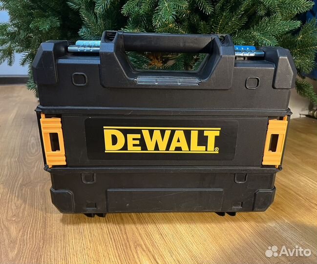 Набор инструментов dewalt 2 в 1 аккумуляторный