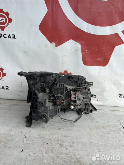 Nissan Patrol Y62 Фара передняя левая