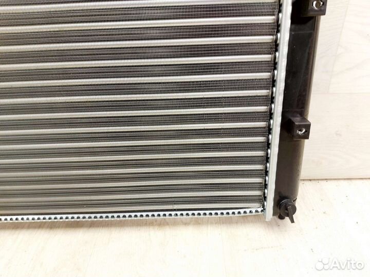 Радиатор охлаждения LADA Kalina 2013-2018