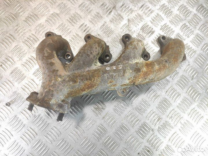 Коллектор выпускной Volvo 700 series 1984-1990