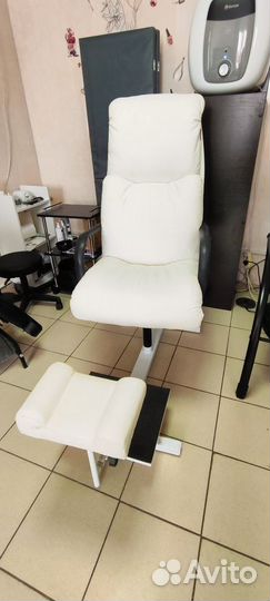 Педикюрное кресло на гидравлике бу