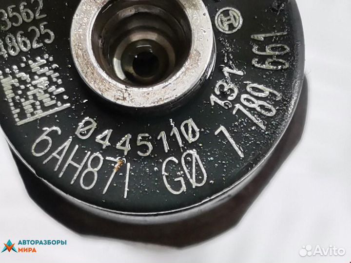 Форсунка BMW 7 E65/E66/E67 2004 13537789661