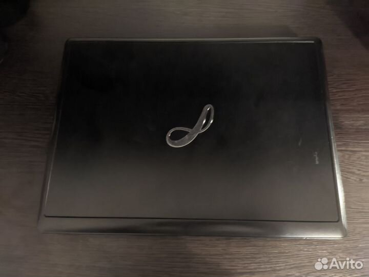 Ноутбук RoverBook Pro 554