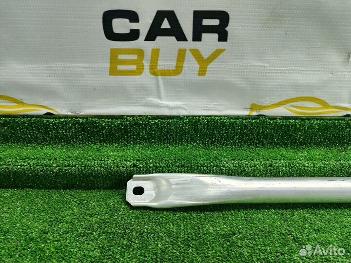 Распорка (растяжка) стоек, поперечина правая BMW 5