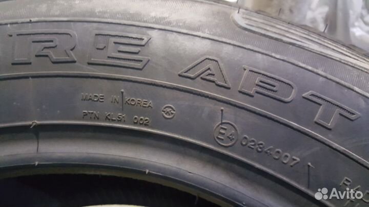 Kumho Road Venture APT KL51 235/60 R17