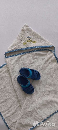 Полотенце уголок с капюшоном детское