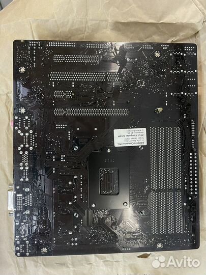 Материнская плата asus