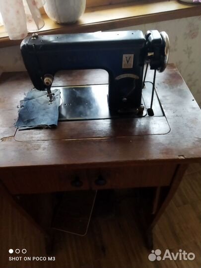 Швейная машина veritas