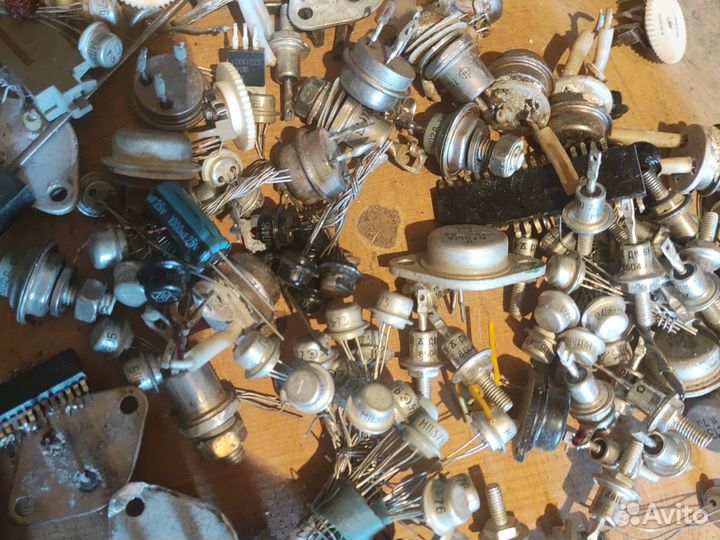 Радио детали для ремонта аппаратуры