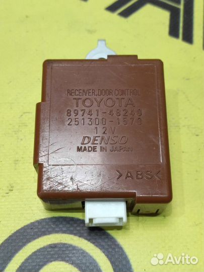 Блок управления дверьми Toyota Harrier GSU30 2grfe
