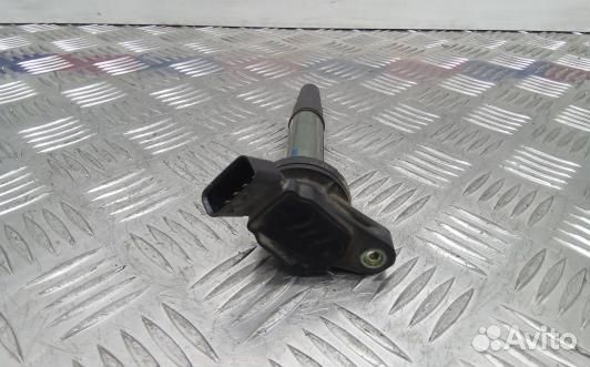 Катушка зажигания бензиновая toyota avensis T27 (4