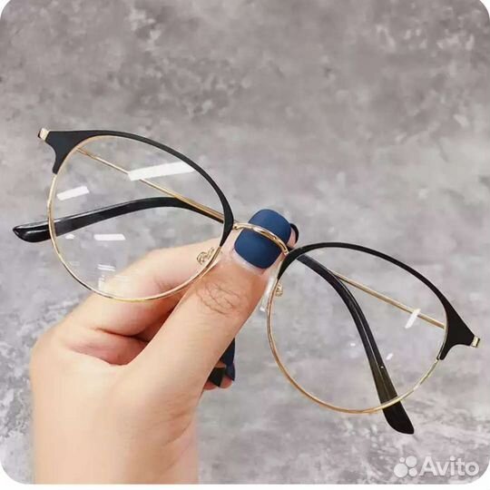 Очки с диоптриями -1.0 новые