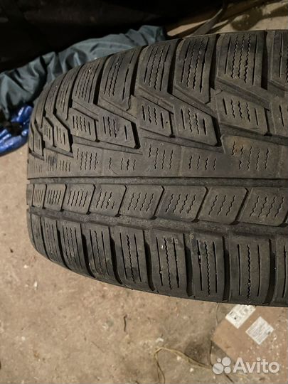 Nokian Tyres WR 235/45 R17