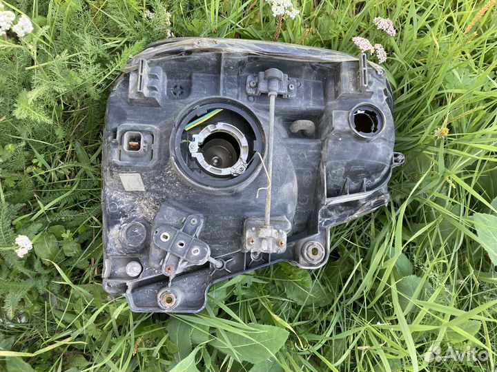 Фара Kia bongo 3