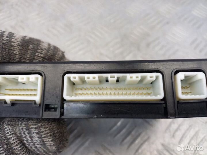 Блок электронный Suzuki Sx4 1.6 M16A 117 Л.С