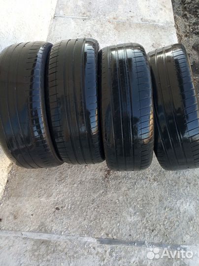 Michelin Pilot Sport 3 235/45 R18 98Y