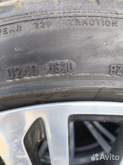 Pirelli P Zero 265/40 R20 104