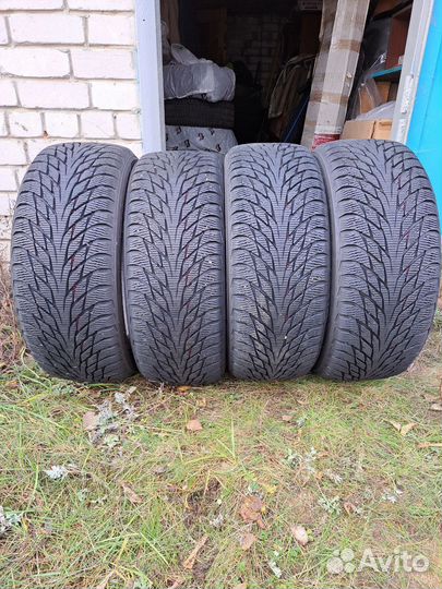 Nokian Tyres Hakkapeliitta R2 235/55 R17 103R