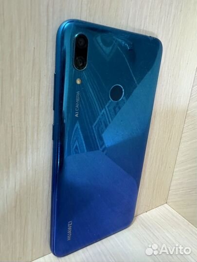 HUAWEI Y7 (2019), 3/32 ГБ