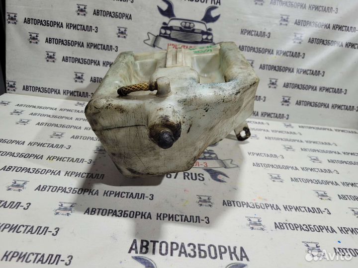 Бачок омывателя mercedes w210