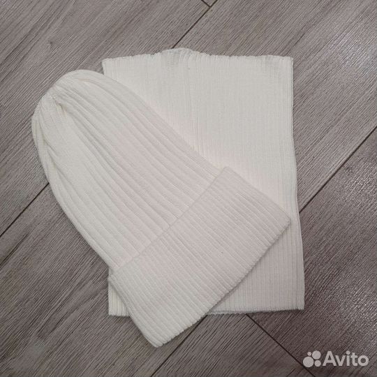 Комплект шапка и снуд для девочки