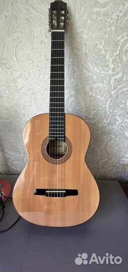 Акустическая гитара Hohner