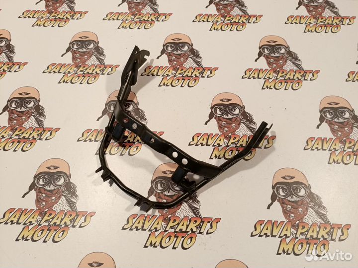 Кронштейн рамы бака Yamaha Axis 50/90 3VP