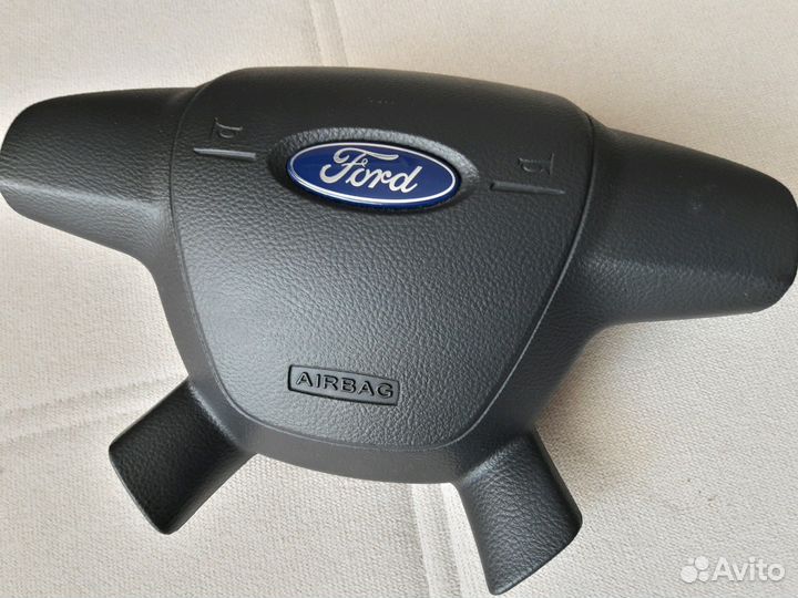 Подушка безапасности в руль