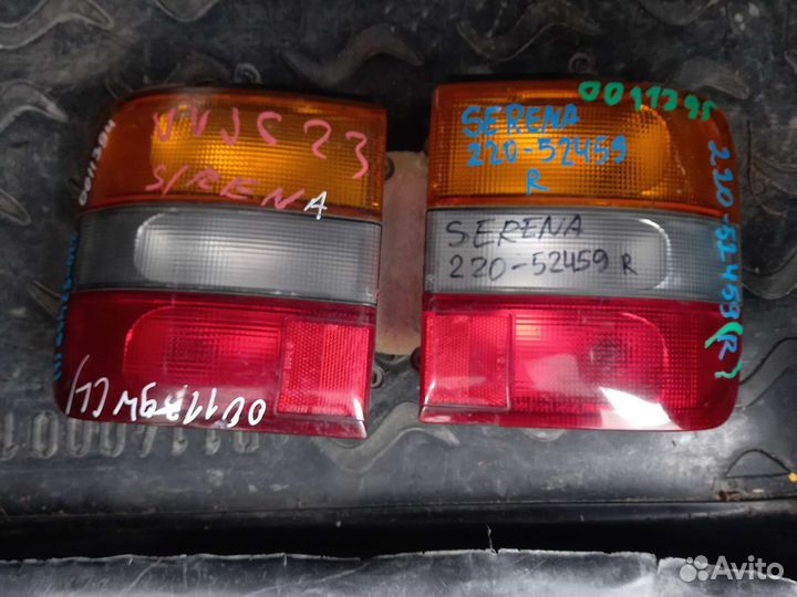 Задние фонари Ниссан Серена с23