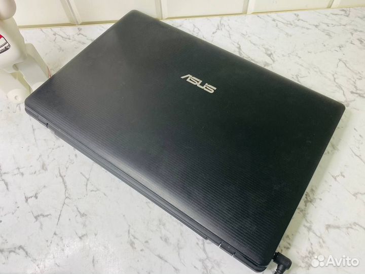 Asus X75A intel 2020m/RAM 8gb/SSD