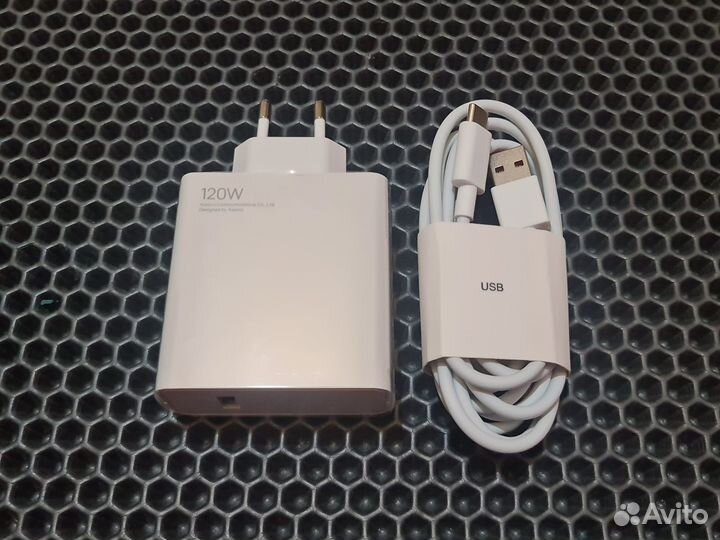 Оригинальная зарядка Xiaomi 120 W новое