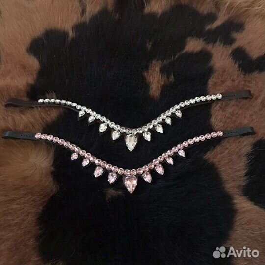 Налобники для лошади