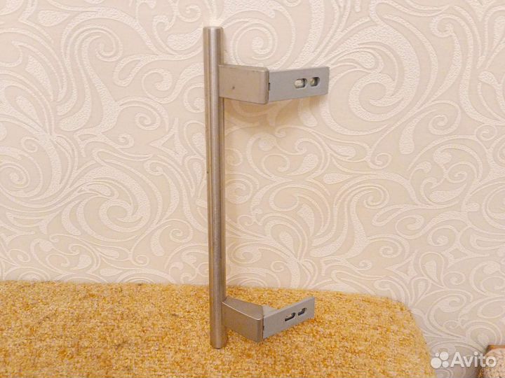 Ручка от холодильника либхер